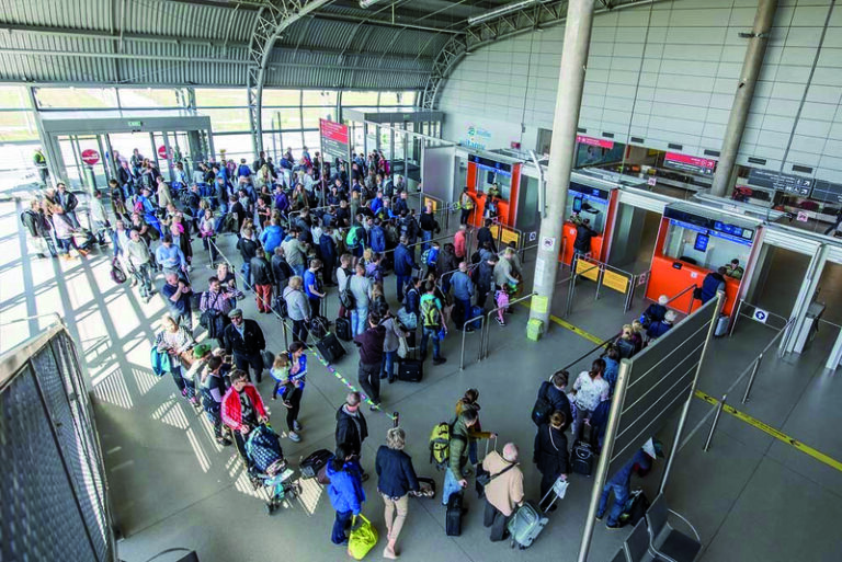 taxi legionowo modlin